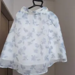 花柄フレアスカート ホワイト/ブルー