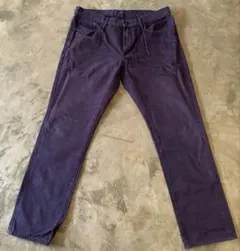 ユニクロ　UNIQLO ジーンズ　黒色？　デニムパンツ サイズ38 お尻汚れあり