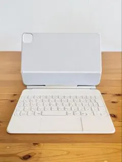 【美品】Apple 純正 MagicKeyboard 11インチ A2261のサムネイル