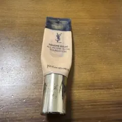 イヴ・サンローラン　ファンデーション