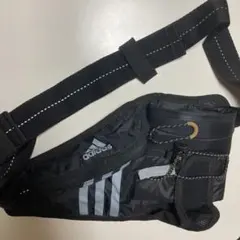 adidasボディバッグ