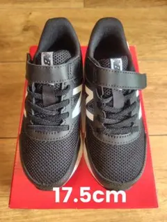 New Balance ブラックスニーカー ベルクロ