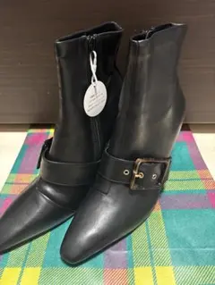 Item thumbnail for item 196e7bb5-1d83-4a34-bdff-f48e88755934