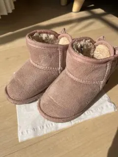 ピンク リボン付き ムートンブーツ　15センチ