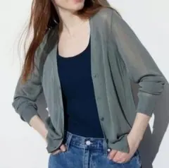 新品未使用◎UNIQLO ライトＶネックカーディガン カーディガン　ベージュ　M