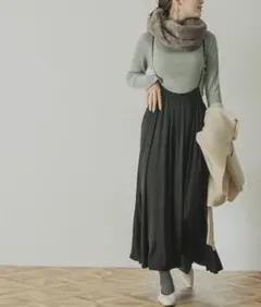 新品未使用タグ付URBAN RESEARCHサテンギャザーキャミソールワンピース