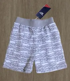 Reebok、ショートパンツ
