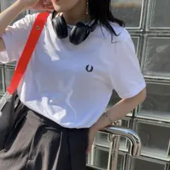 FRED PERRY ワンポイントロゴ刺繍 ショートスリーブリンガーTシャツのサムネイル