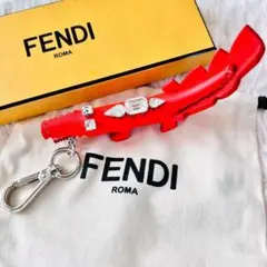 箱付き。FENDI(フェンディ)　キーホルダー　美品 楽天市場】フェンディ FENDI 小物入れ ボックスチャーム