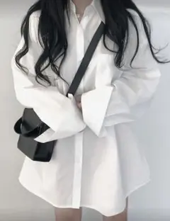 オーバーサイズシャツ 長袖 彼シャツ イベント コスプレ。