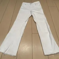 ZARA trf collection ホワイトデニムパンツ サイズ36のサムネイル