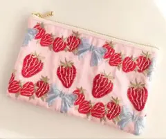 インド刺繍リボン　大きめフラットポーチ　ピンクイチゴ