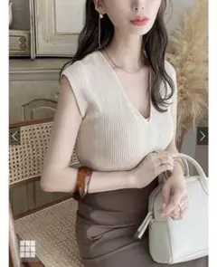 バックレースアップニットビスチェ