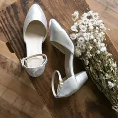 新品Menué メヌエ　シルバー パンプス アンクルストラップ ポインテッドトゥ