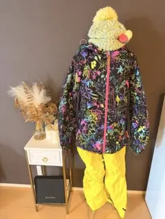 カラフル スノーボードウェア　３点セット