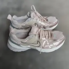 ナイキ Nike V2K RUN Pink FD0736-201