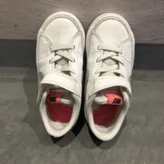 NIKE キッズ スニーカー ホワイト/ピンク　15cmのサムネイル