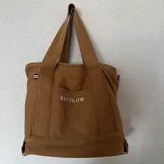 BAYFLOW 収納5ポケット ロゴトートバッグ CAMEL