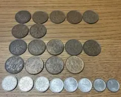 日本古銭　1銭硬貨　年代別　24枚セットのサムネイル