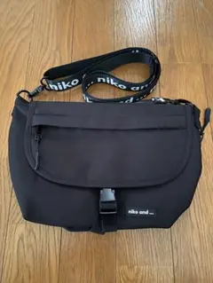 niko and… ショルダーバッグ 黒