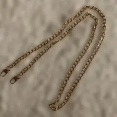 バッグ　チェーン　ゴールド