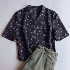 used レトロ 黒 花柄 ブラウス 古着 ヴィンテージ vintage