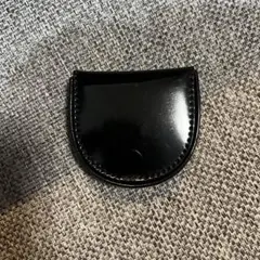 黒のレザーコインケース