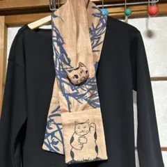 ☆リバーシブルマフラー　猫ブローチ付き❣️