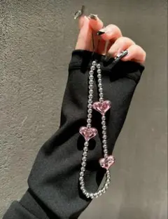 大値下げ‼️ハート型ビーズ シルバー携帯ストラップ