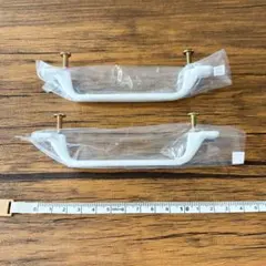 【未使用】レンジボード 食器棚 取っ手 ハンドル 白 ネジ付き 2本セットのサムネイル