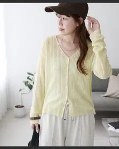 Discoat シアーリブVネックカーディガン　カーディガン　イエロー　シアー