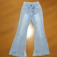 FUN ハイウエスト フレアデニムパンツ Sサイズのサムネイル