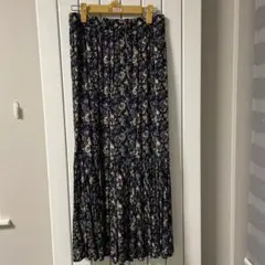 jsレリューム　花柄スカート