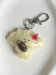 （2）どんぐり餃子のキーホルダー