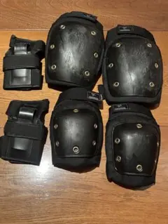 スケートボード用ブラックプロテクターセット