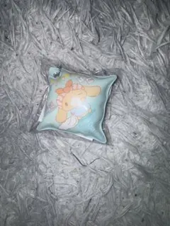 くら寿司　シナモロール　クッションチャーム