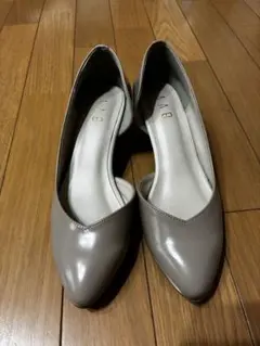 パンプス 5cmヒール a.v.v