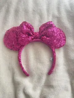 ディズニーランド ミニーマウス　カチューシャ　ピンク　スパンコール