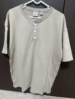 Goodwear ベージュ ヘンリーネック Tシャツ Lサイズ　グレージュ