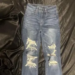 AMERICAN EAGLE スキニーデニム ダメージ加工のサムネイル