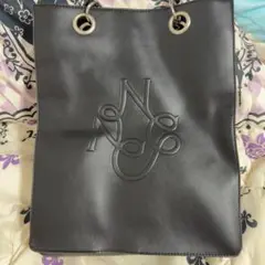ナイスクラップ NICECLAUP ロゴモチーフエンボス縦長トートバッグのサムネイル