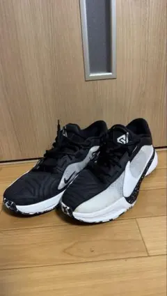 NIKE ZOOM FREAK 5 EP DX4996-101