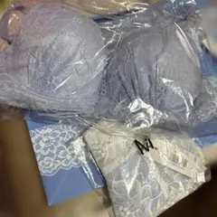 コ*ー様 お正月セール☆aimerfeelブルーレースの下着セット売り♡脇高ブラ