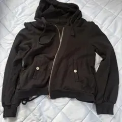 axes femme クロップド丈 フルジップ 黒パーカー 綿100%