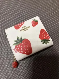 2026年最新】coach いちご 財布の人気アイテム - メルカリ