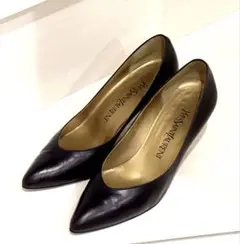 美品　Yves Saint Laurent 黒 レザーハイヒールのサムネイル