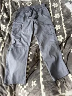 グレー　ワークパンツ　カーゴパンツ