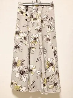 【美品】Apuweiser-riche チェルシーフラワーフレアスカート