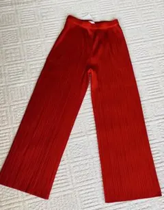 【美品】PLEATS PLEASEイッセイミヤケ プリーツパンツ レッドサイズ4のサムネイル