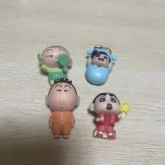 クレヨンしんちゃん　ガチャガチャ　4点セット